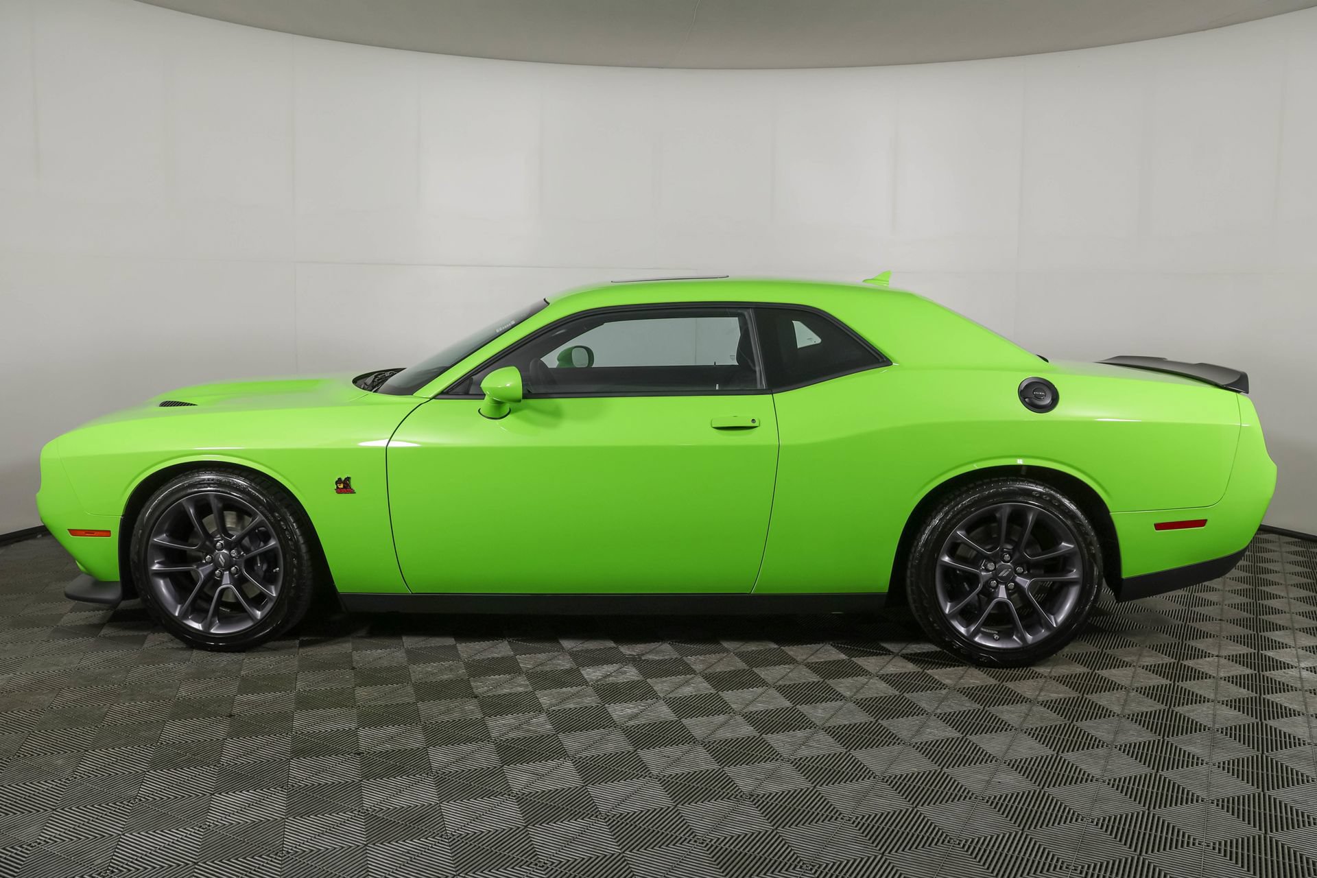 Used 2023 Dodge Challenger R/T Scat Pack RWD image 18