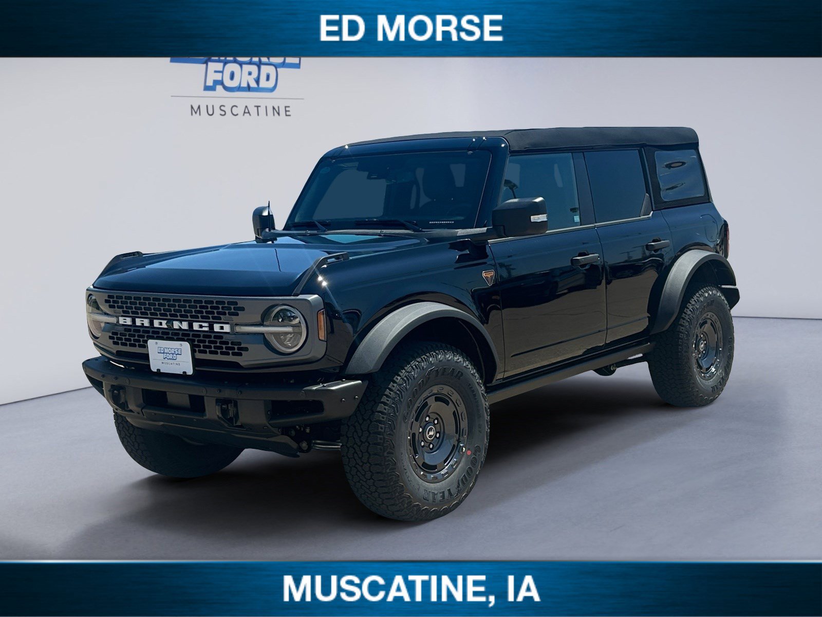 New 2025 Ford Bronco Badlands image 1