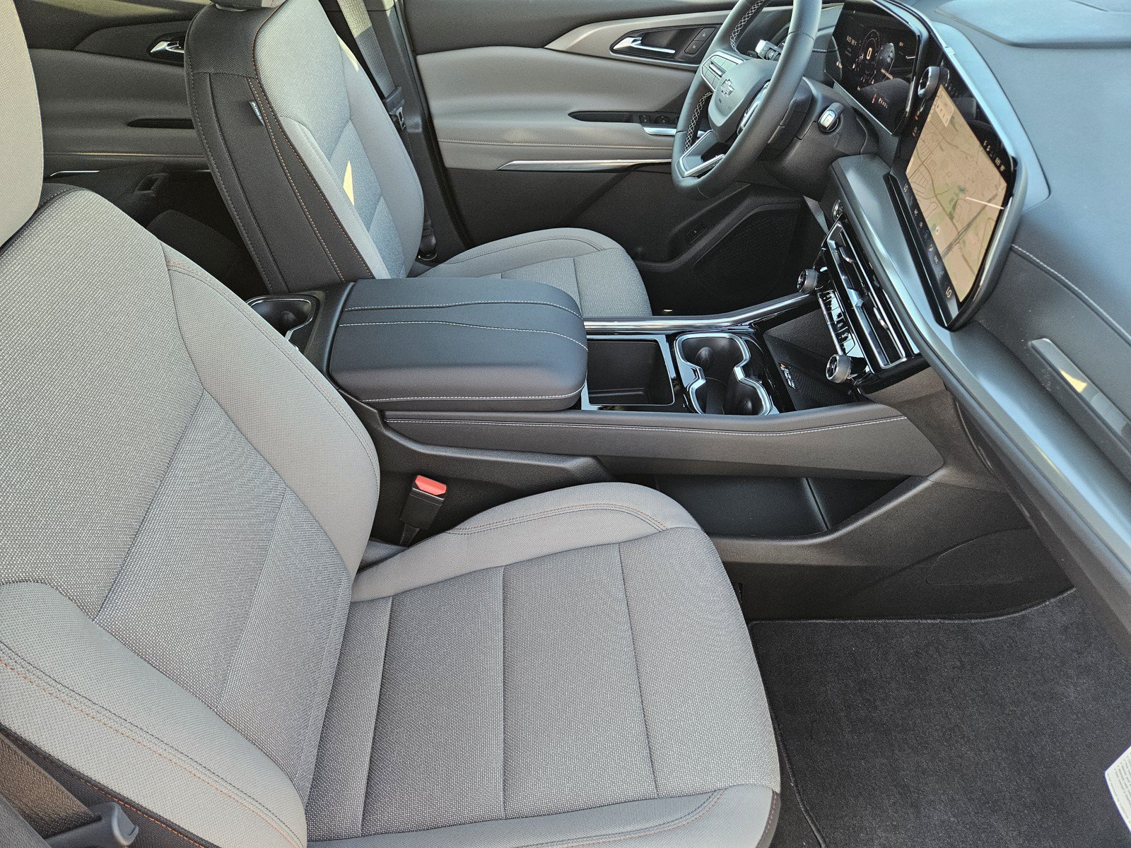 New 2027 Chevrolet Traverse LT w/ Midnight/Sport Edition FWD image 10