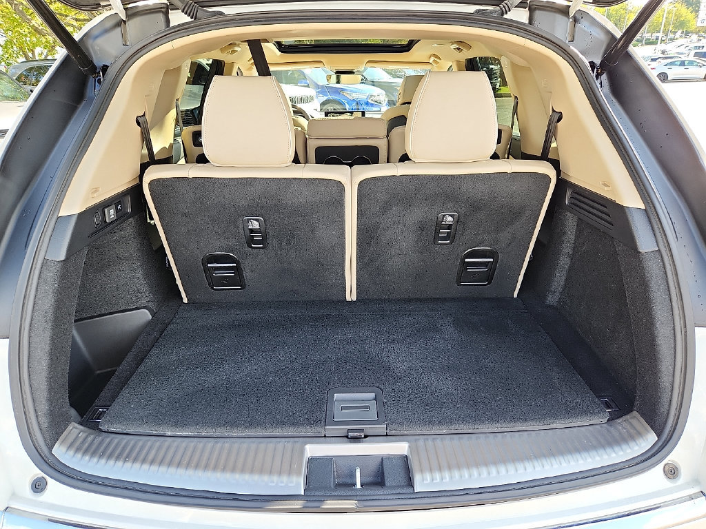 Used 2023 Acura MDX w/ Advance Package AWD/4WD image 32