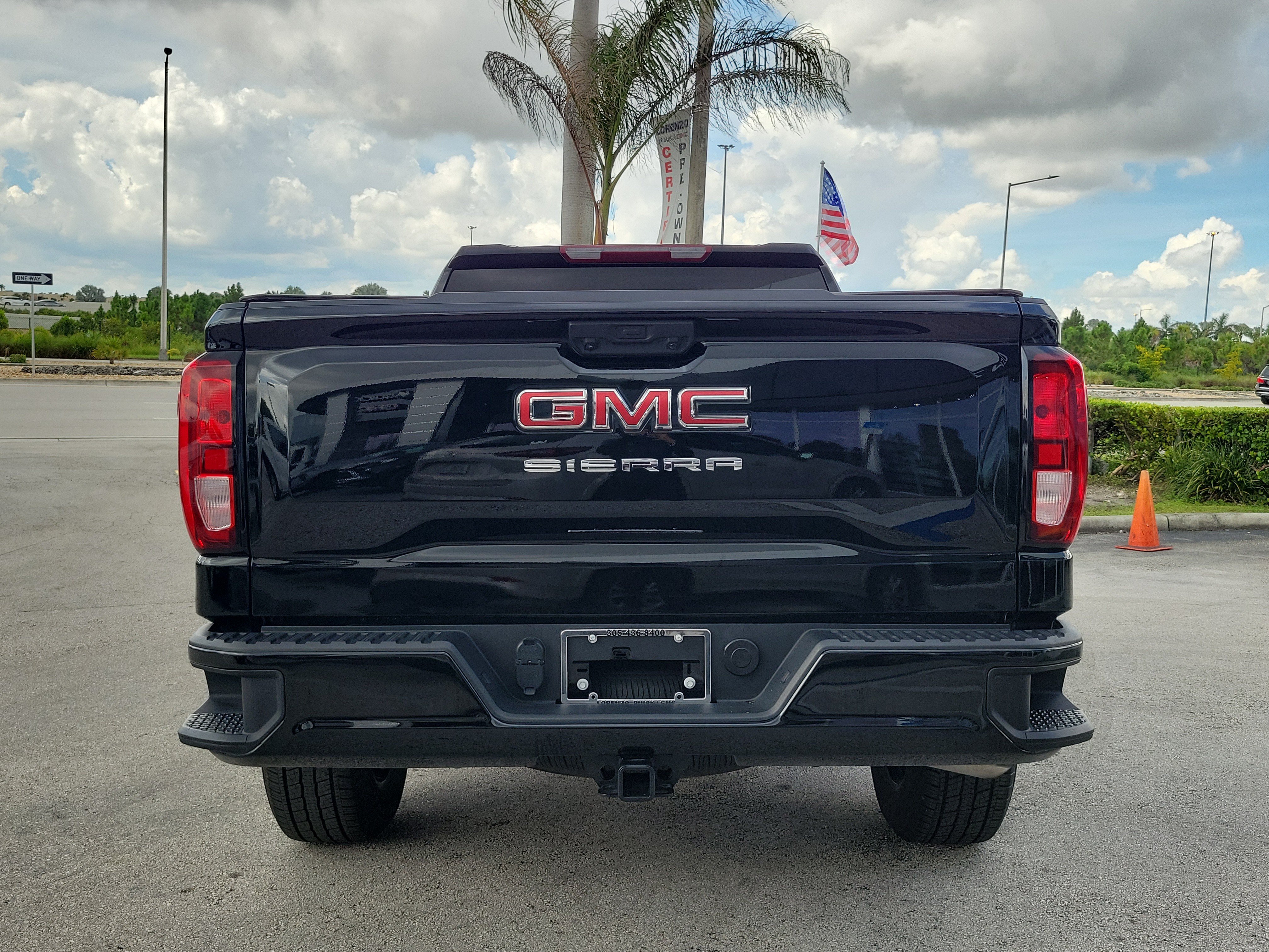 Used 2025 GMC Sierra 1500 Pro w/ Graphite Edition RWD image 6