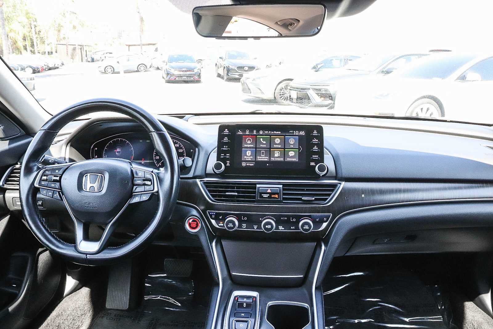 Used 2020 Honda Accord Touring image 17