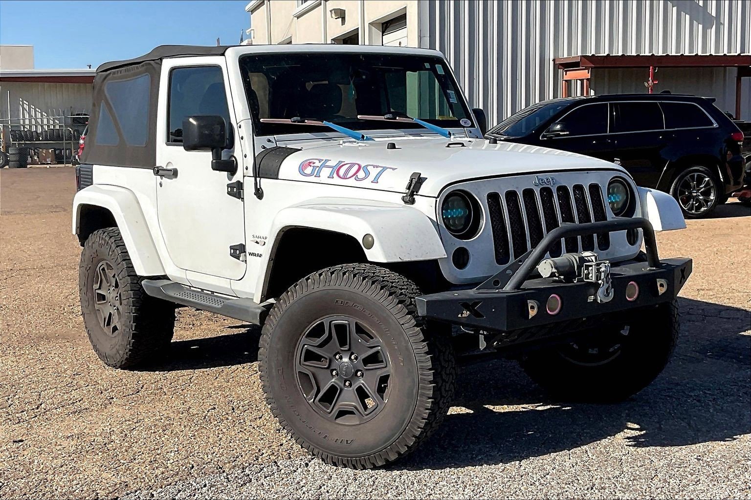 Used 2017 Jeep Wrangler Sahara w/ Connectivity Group