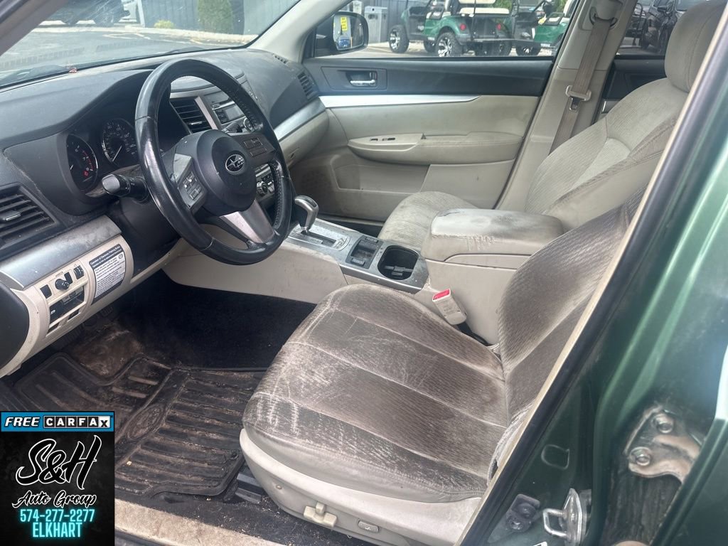 Used 2011 Subaru Outback 2.5i Premium w/ All-Weather Pkg AWD/4WD image 12