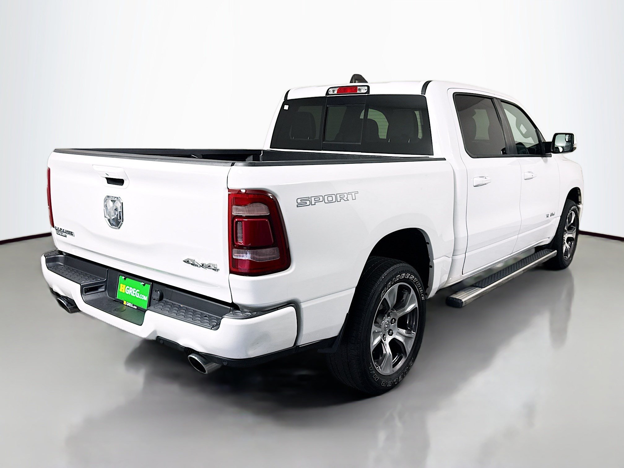 Used 2023 RAM 1500 Laramie AWD/4WD image 10