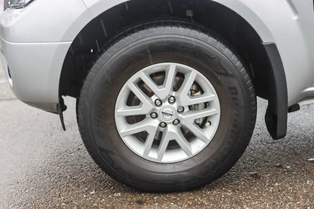 Used 2021 Nissan Frontier SV image 15