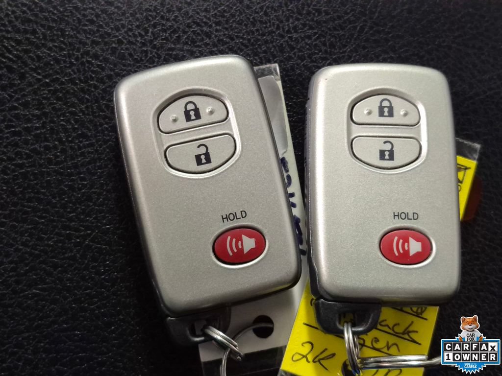Used 2019 Toyota 4Runner Limited AWD/4WD image 30