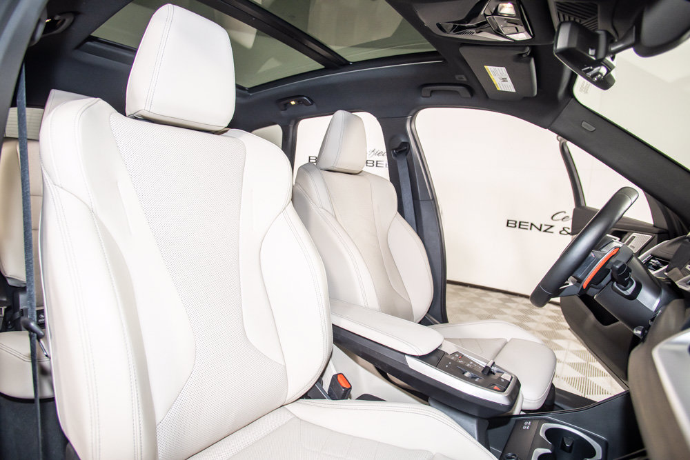 Used 2024 BMW X1 M35i w/ Premium Package AWD/4WD image 16