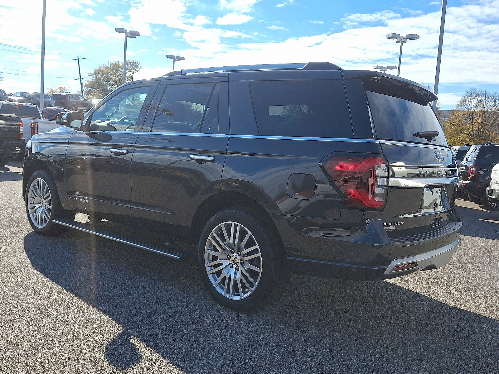 Certified 2024 Ford Expedition Platinum image 7