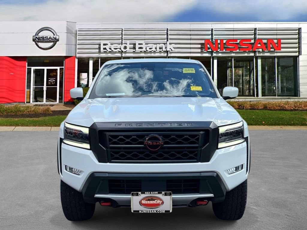 Used 2023 Nissan Frontier PRO-4X w/ Technology Package AWD/4WD image 2