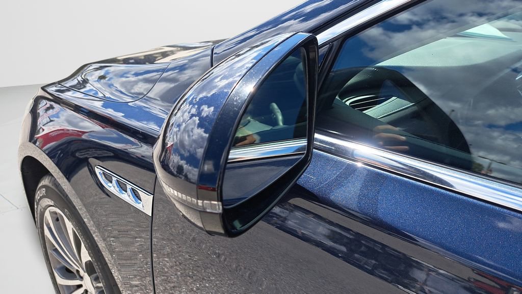 Used 2017 Buick LaCrosse Essence w/ Sun and Shade Package image 11