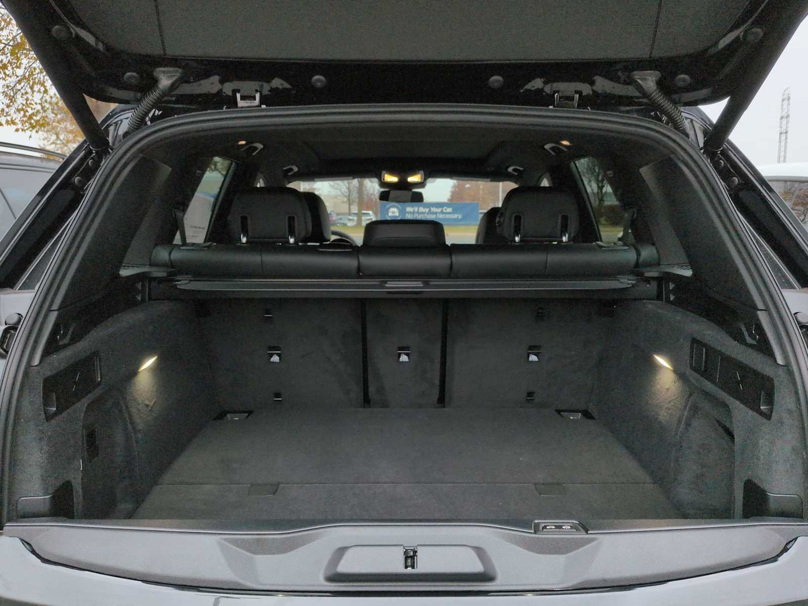 Used 2026 BMW X5 xDrive50e w/ M Sport Package AWD/4WD image 37