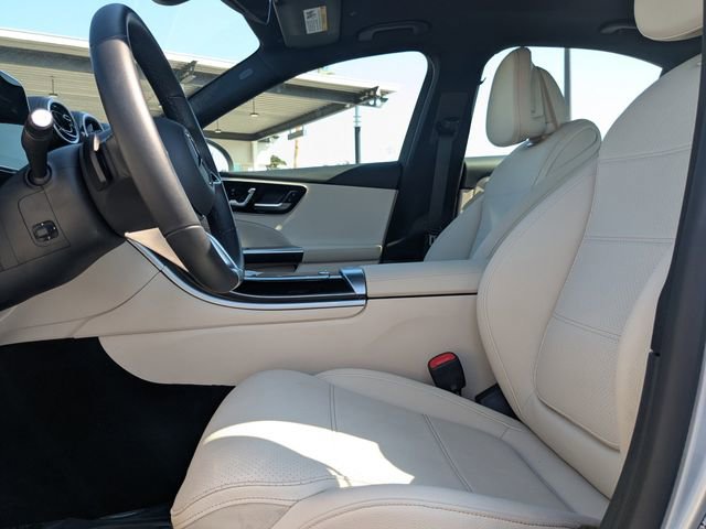 Used 2025 Mercedes-Benz C 300 Sedan image 21