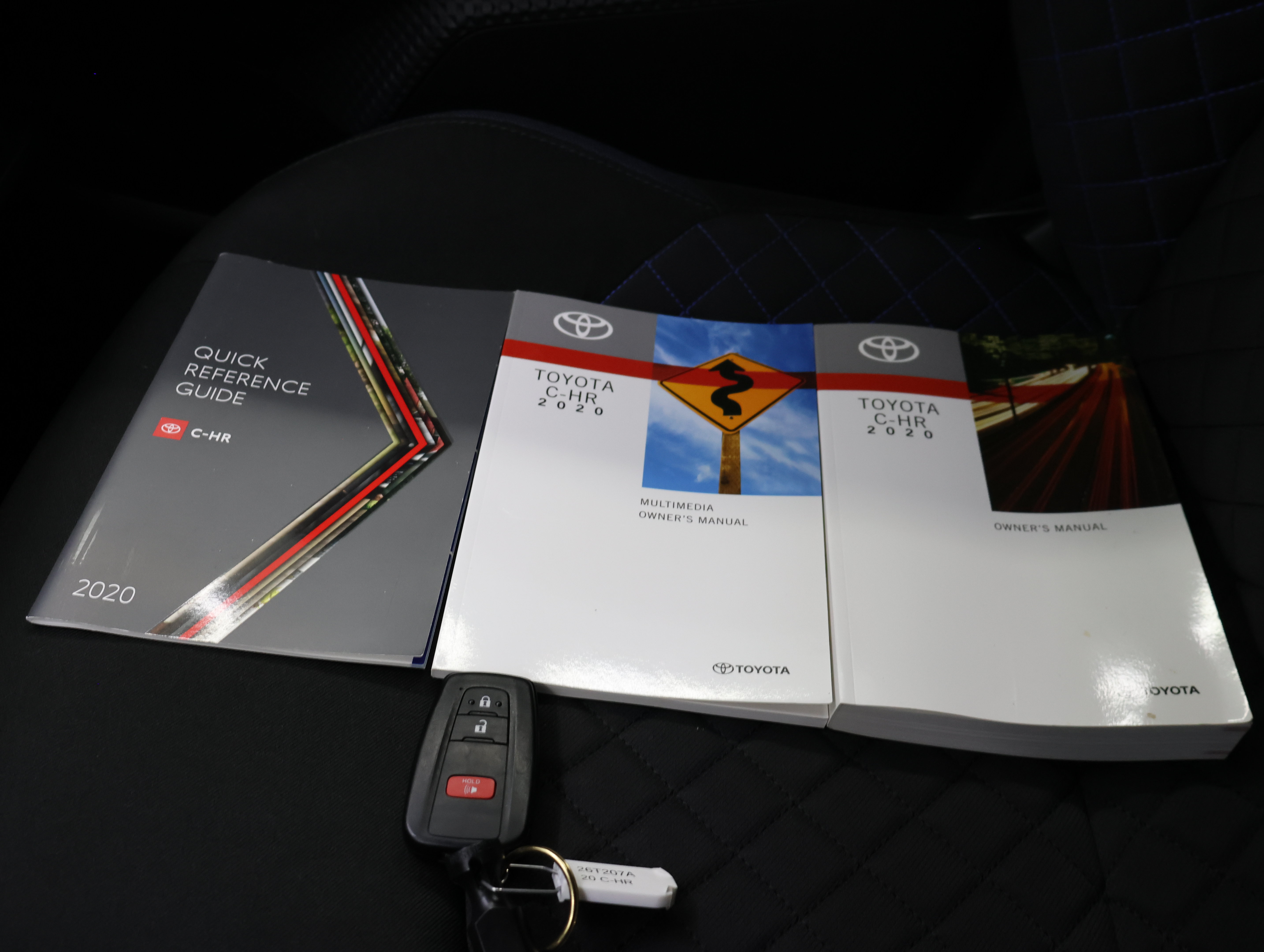 Used 2020 Toyota C-HR XLE FWD image 51