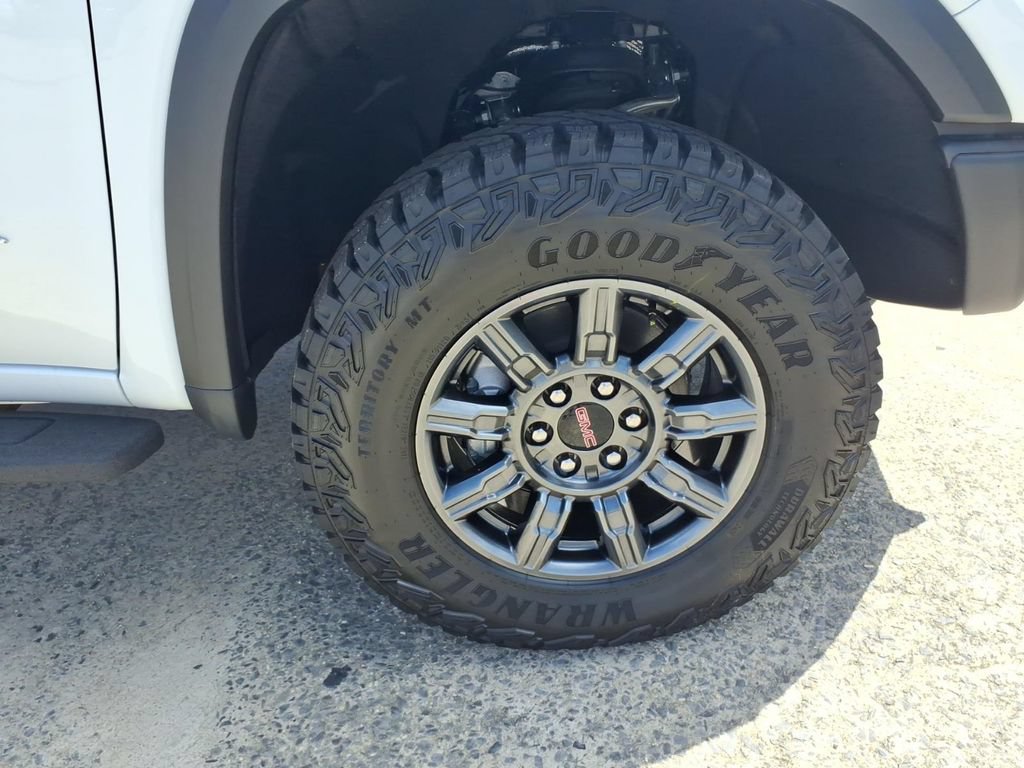 New 2026 GMC Sierra 1500 AT4X AWD/4WD image 9