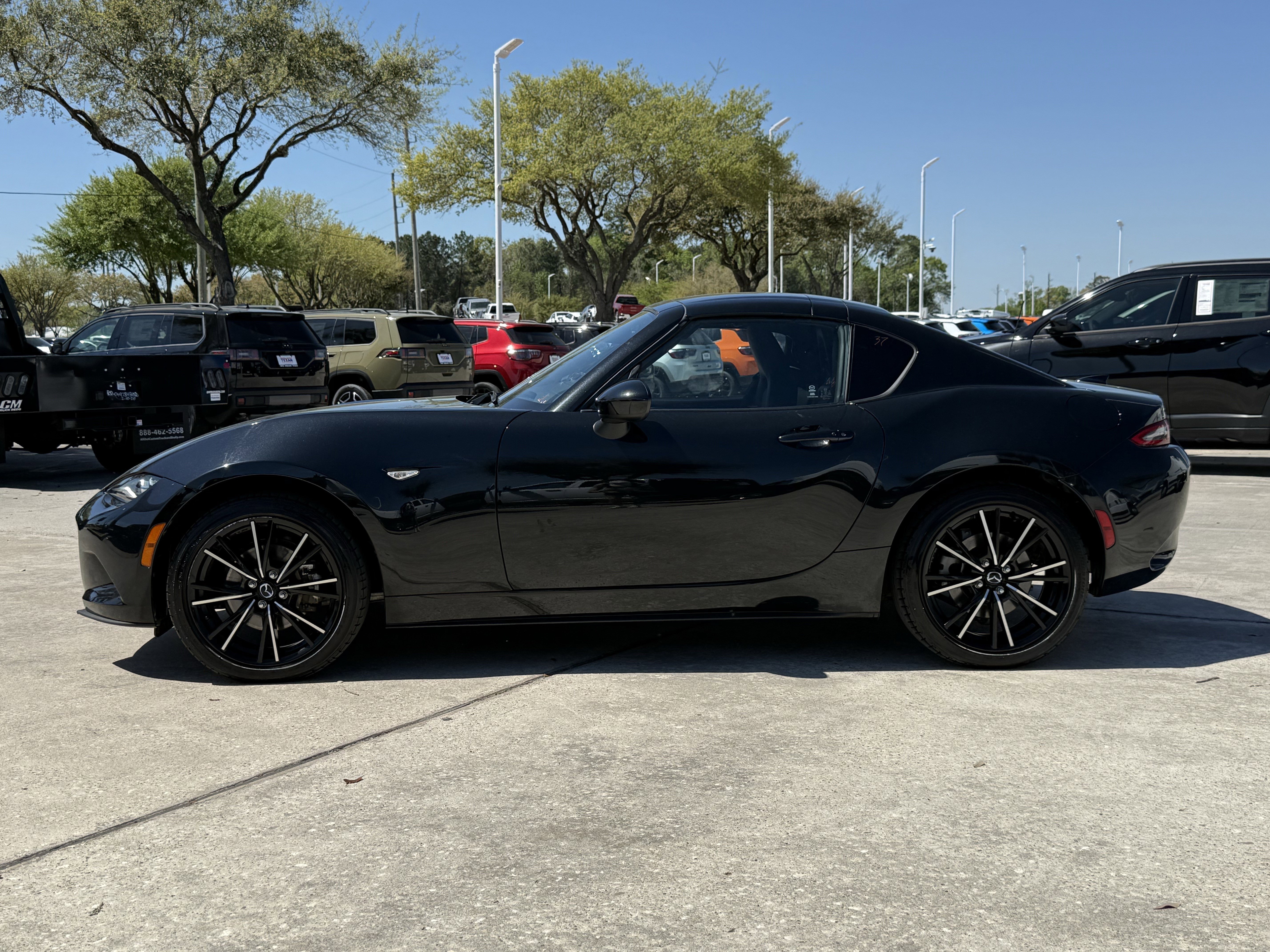 Used 2025 MAZDA MX-5 Miata RF Grand Touring image 8