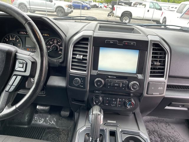 Used 2015 Ford F150 XLT w/ Equipment Group 302A Luxury AWD/4WD image 18