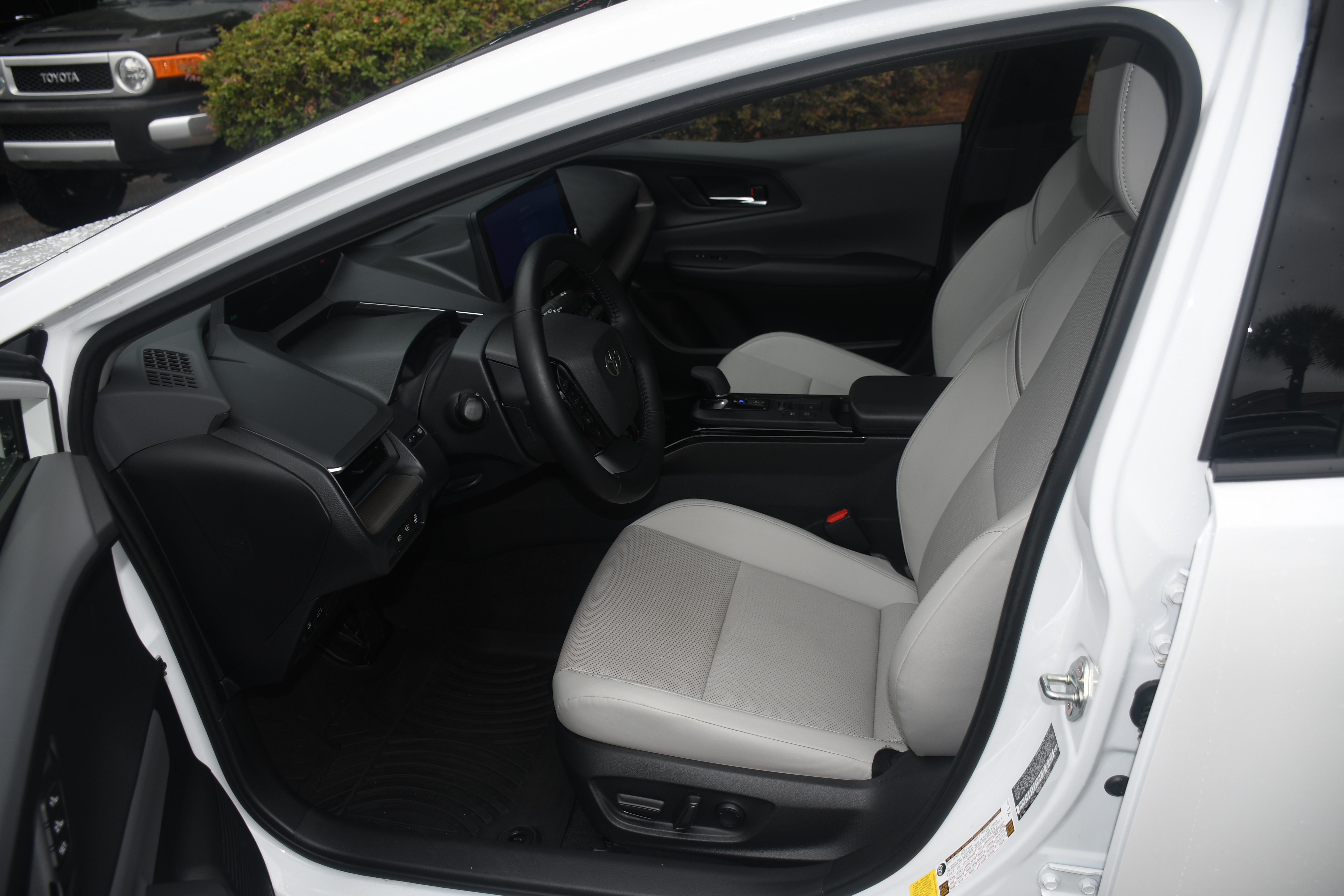Certified 2024 Toyota Prius Limited w/ Limited Premium Package FWD image 8