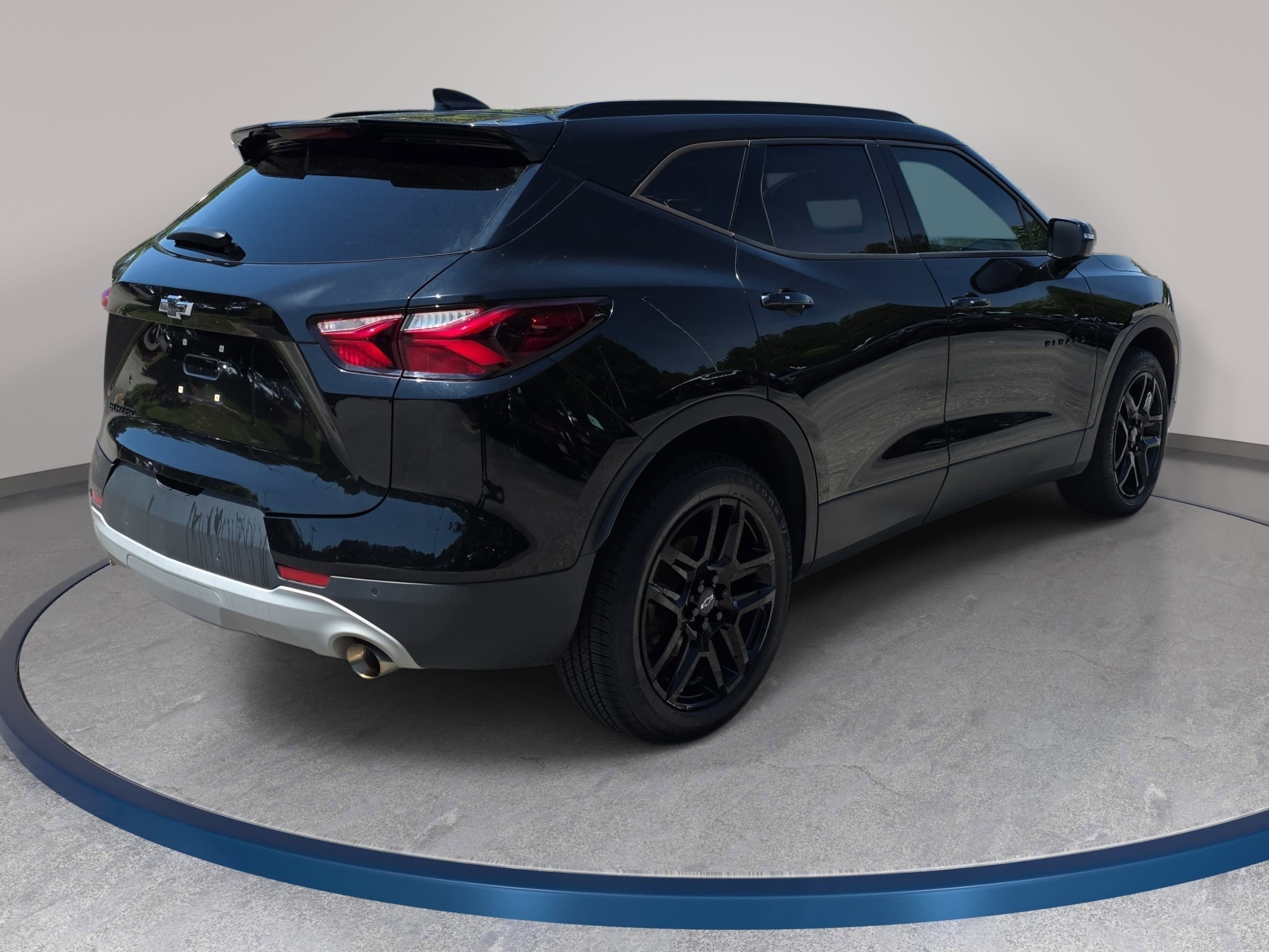 Used 2021 Chevrolet Blazer LT FWD image 5