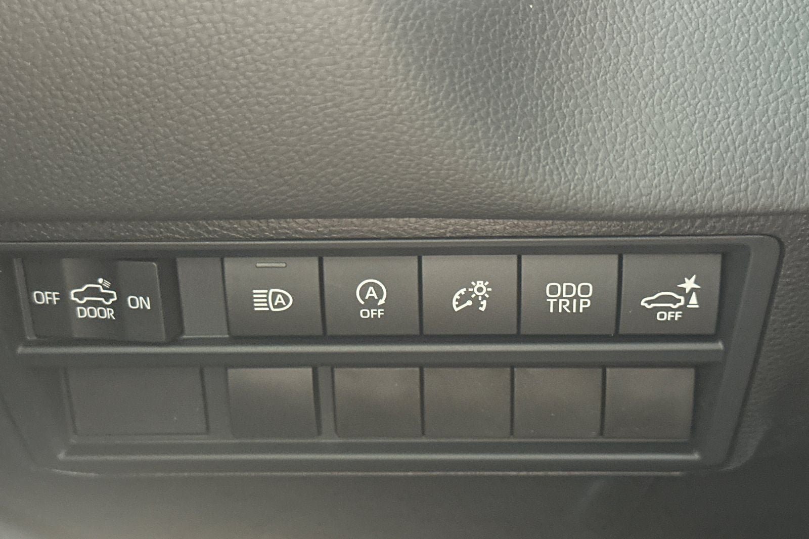 New 2026 Toyota Tundra Limited AWD/4WD image 29
