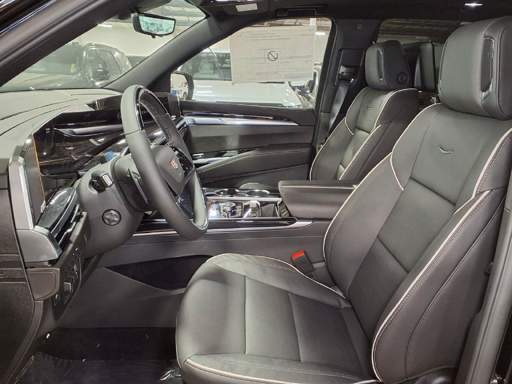 New 2026 Cadillac Escalade Sport AWD/4WD image 14