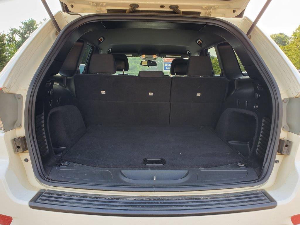 Used 2015 Jeep Grand Cherokee Laredo RWD image 9