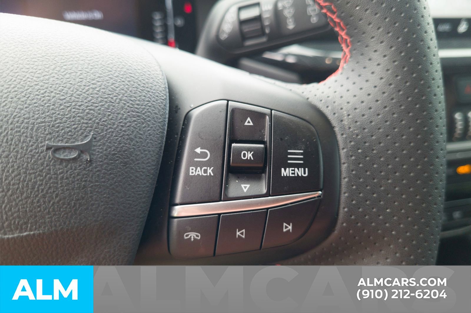 Used 2024 Ford Escape ST-Line w/ Tech Pack #1 image 10