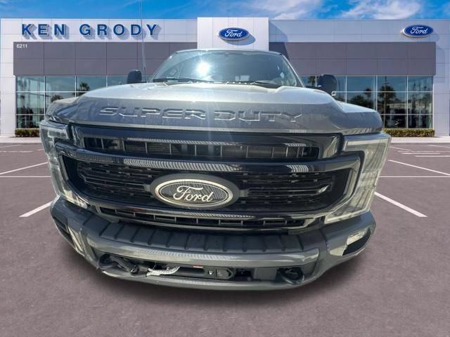 Used 2022 Ford F350 Lariat w/ Tremor Off-Road Package AWD/4WD image 3