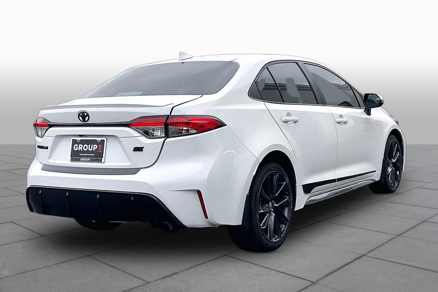 Used 2024 Toyota Corolla SE FWD image 13