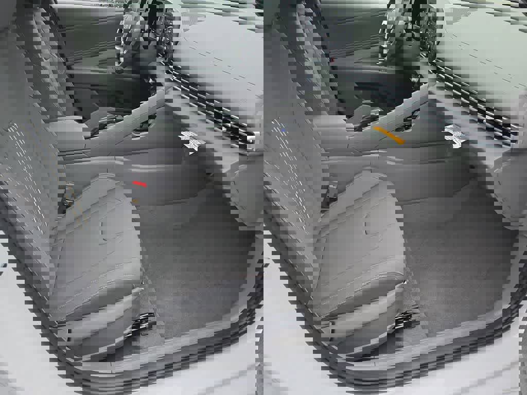 New 2026 Hyundai Elantra Sport image 22