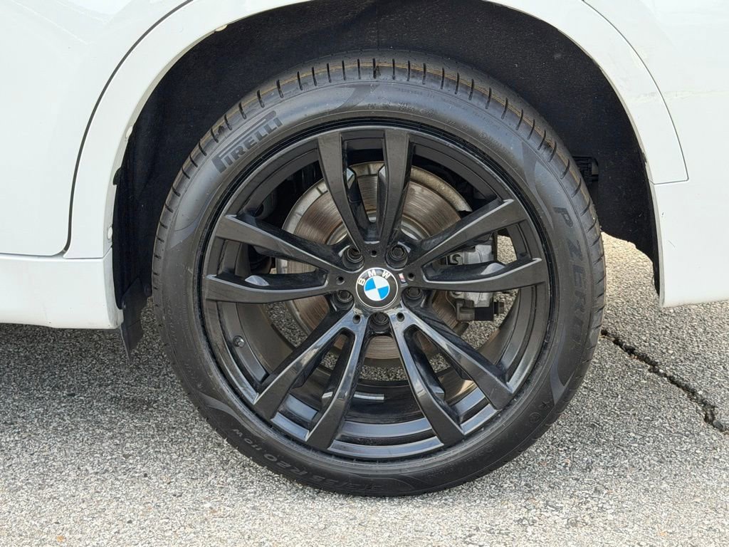 Used 2018 BMW X6 sDrive35i w/ M Sport Package image 15