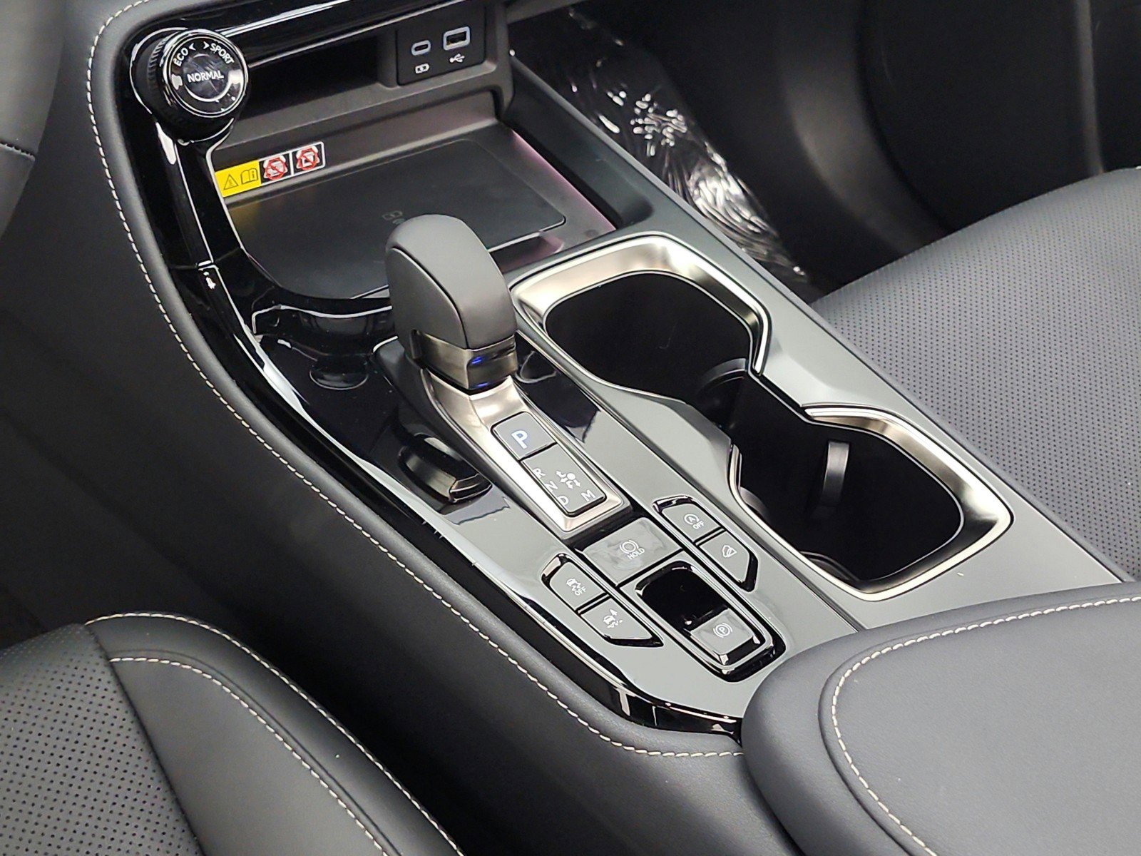 Used 2025 Lexus NX 350 AWD w/ Cold Area Package image 16