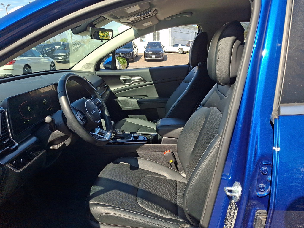 Used 2024 Kia Sportage EX image 25