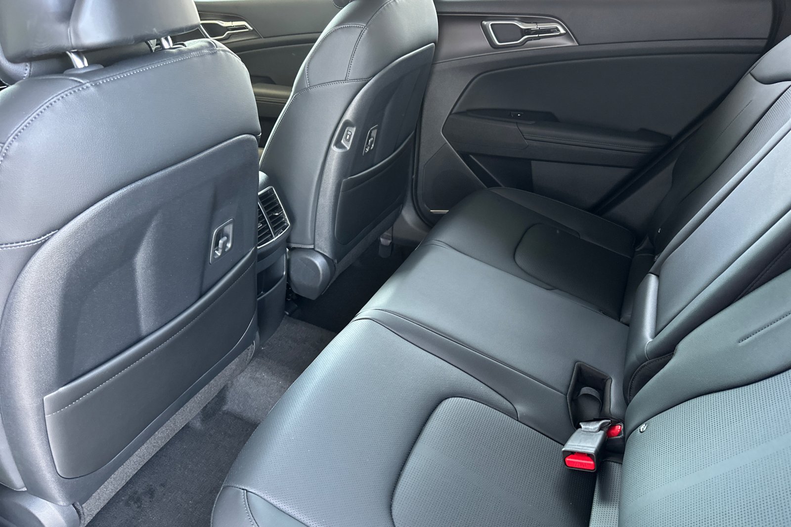 New 2026 Kia Sportage EX AWD/4WD image 12