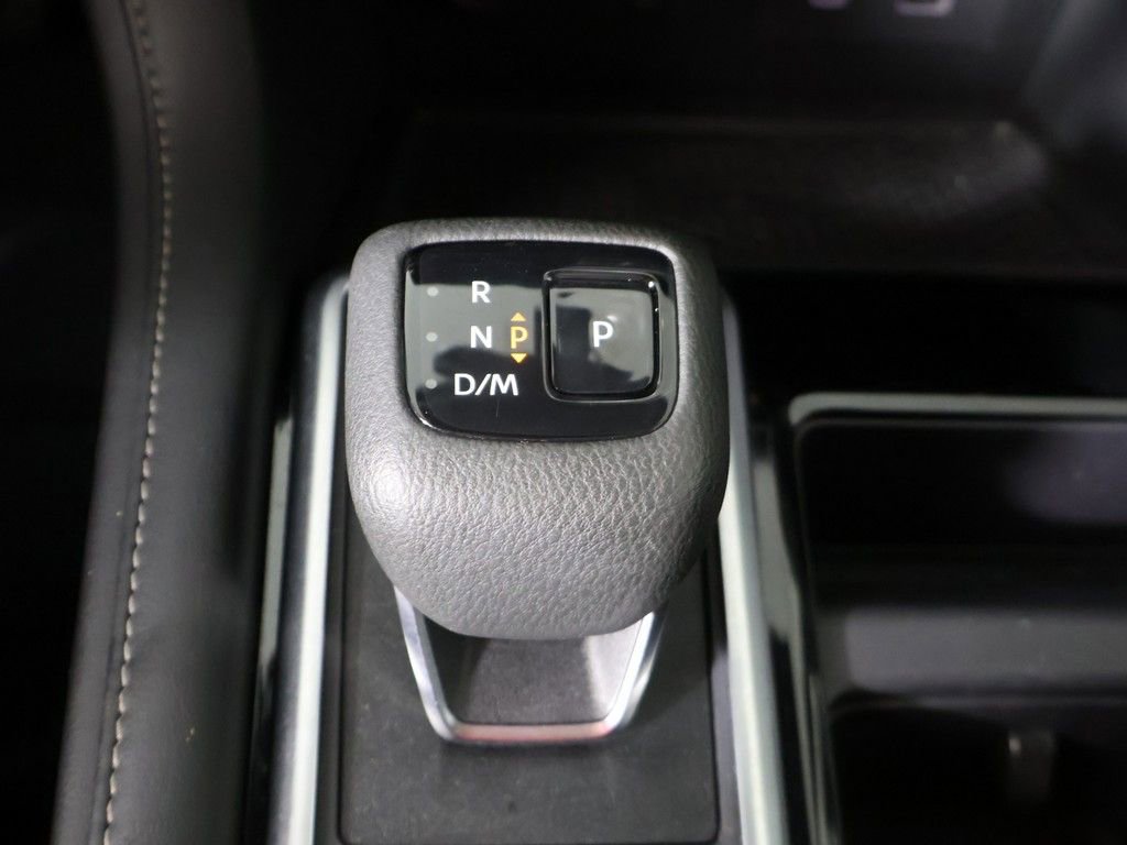 Used 2024 Nissan Pathfinder SL AWD/4WD image 51