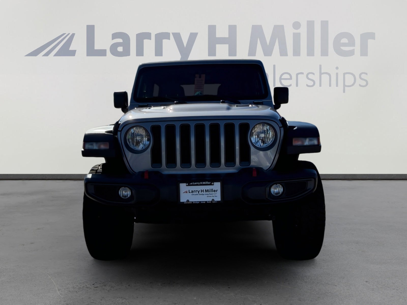 Used 2021 Jeep Wrangler Unlimited Rubicon w/ Cold Weather Group AWD/4WD image 9