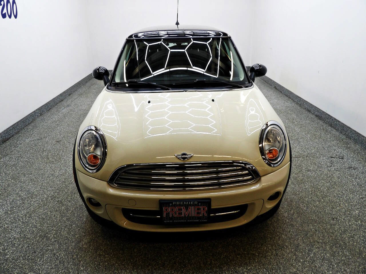 Used 2012 MINI Cooper Hardtop FWD image 2