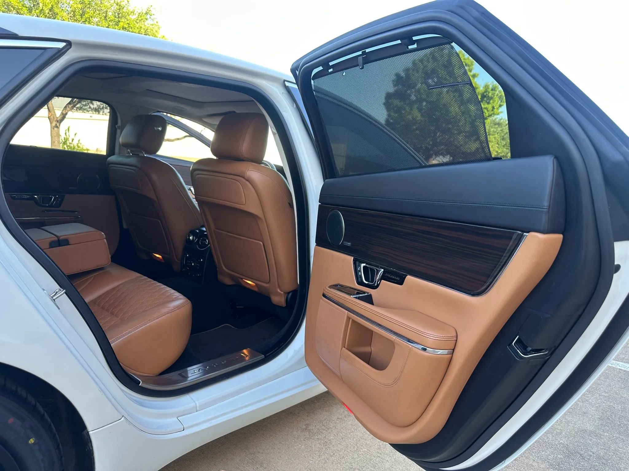 Used 2017 Jaguar XJ L Portfolio AWD/4WD image 25