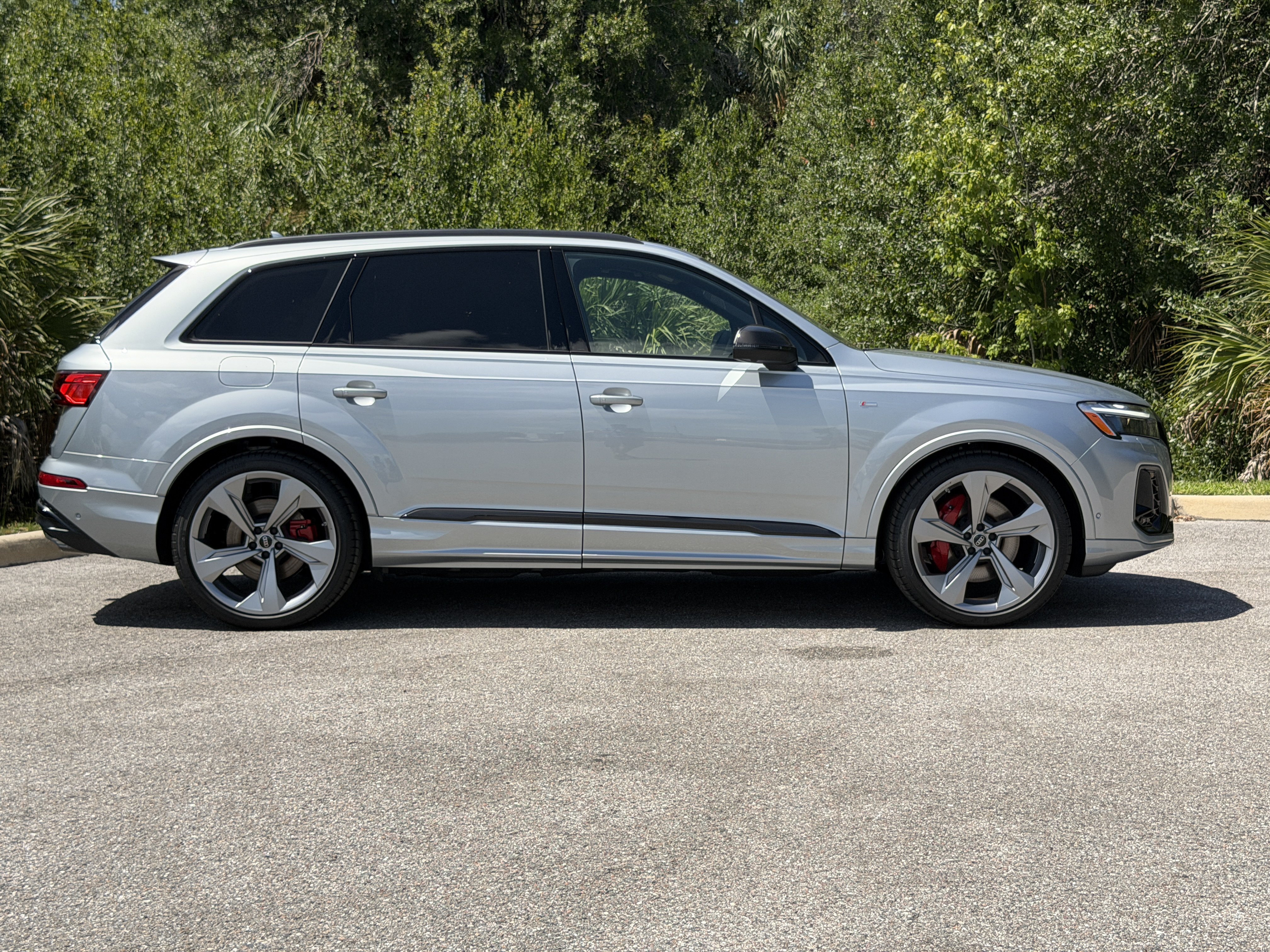 New 2026 Audi Q7 3.0T Prestige AWD/4WD image 2