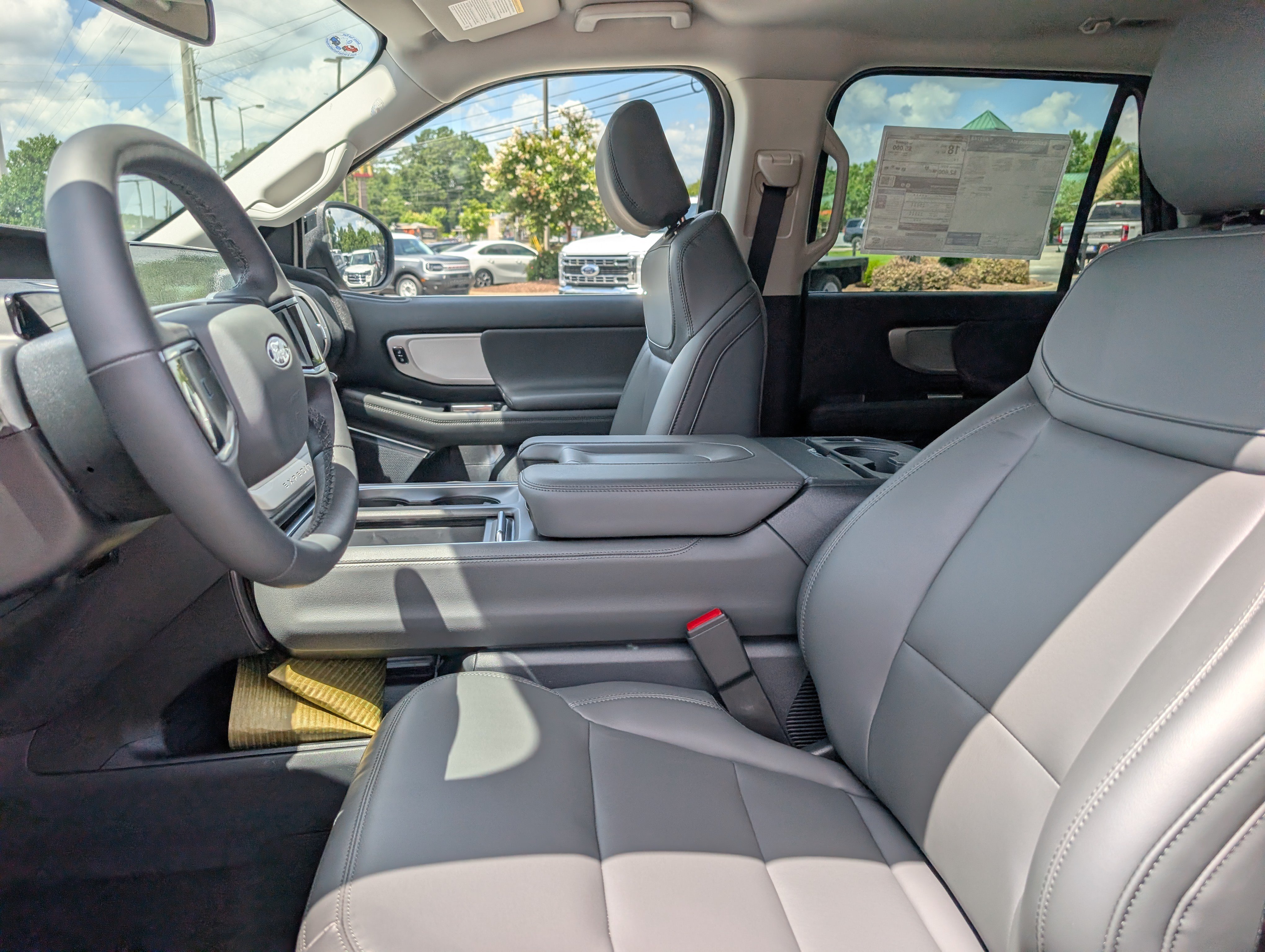 New 2027 Ford Expedition Max Active RWD image 19