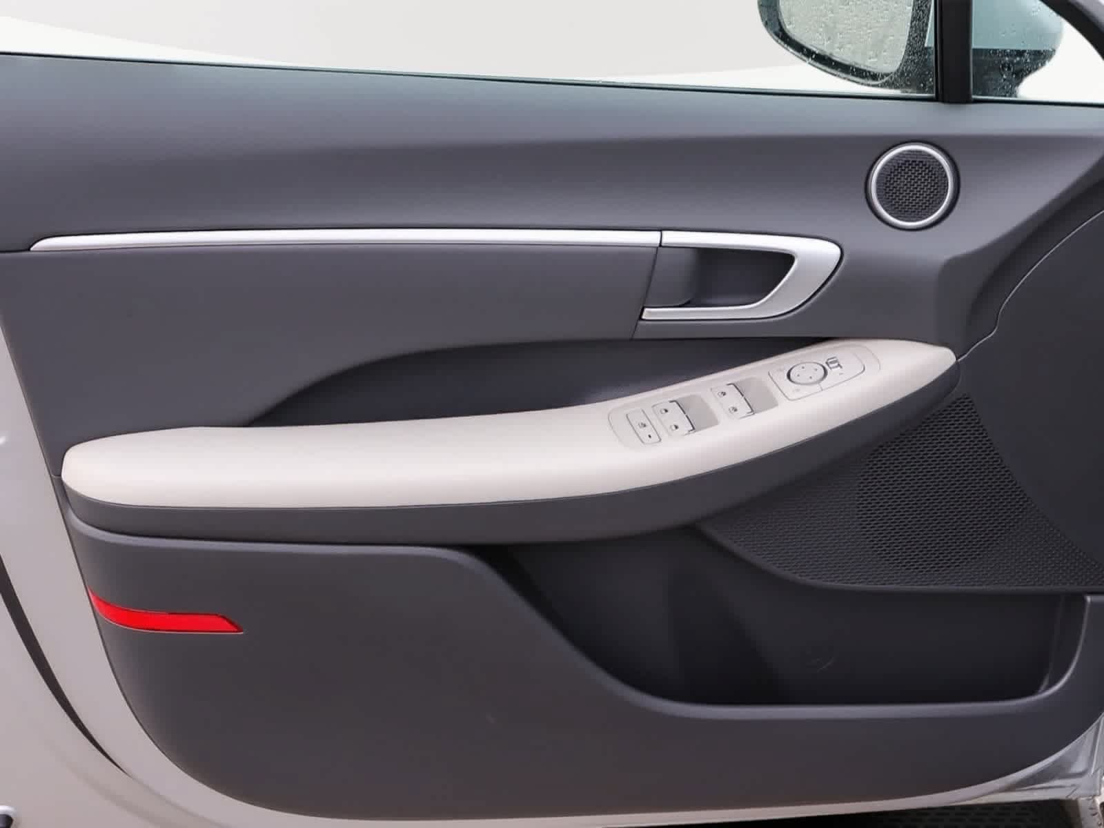New 2026 Hyundai Sonata SEL FWD image 27