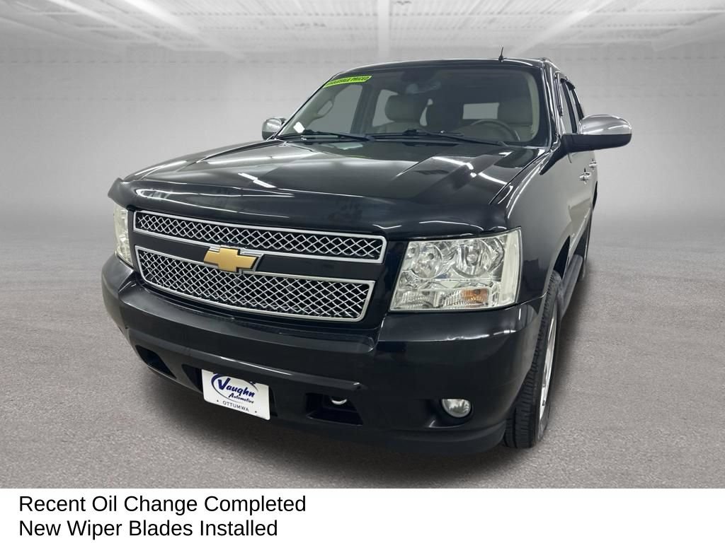 Used 2012 Chevrolet Tahoe LTZ AWD/4WD image 6