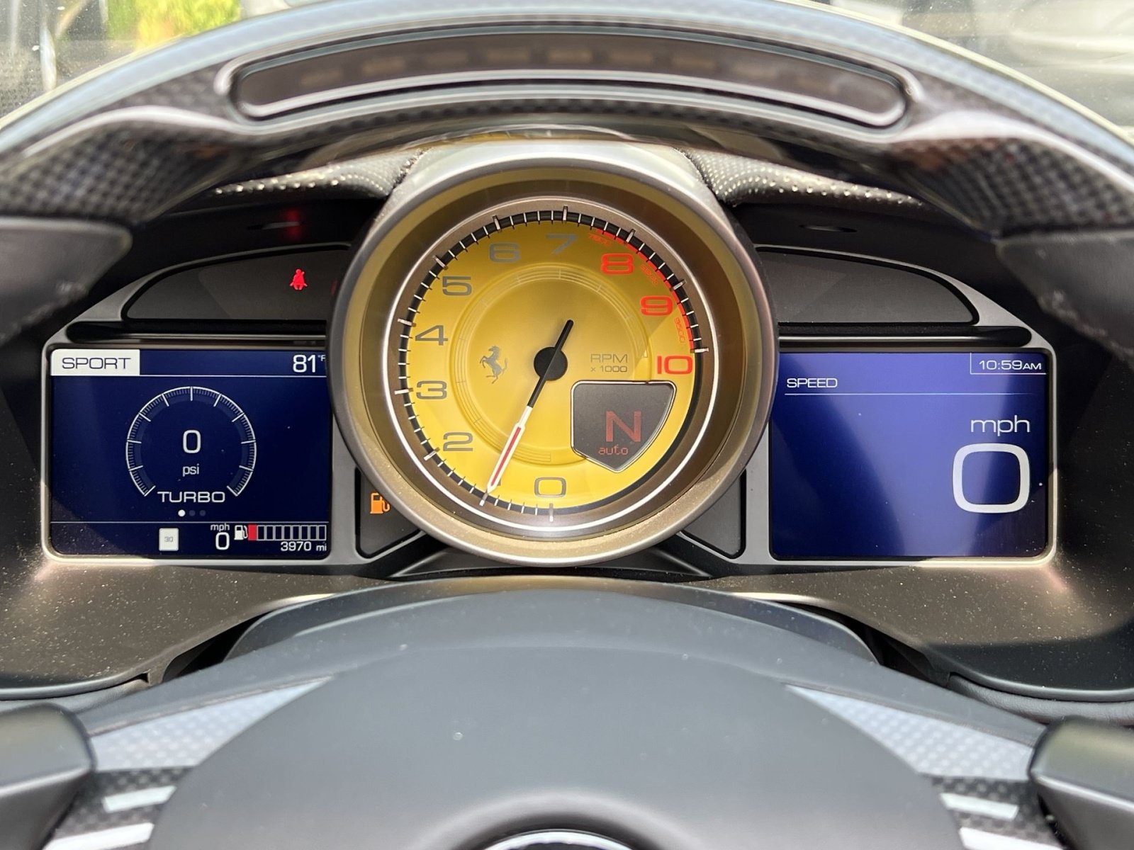 Used 2020 Ferrari Portofino RWD image 22