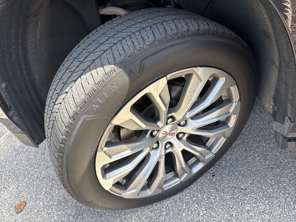 Used 2021 GMC Yukon Denali w/ Denali Premium Package image 6