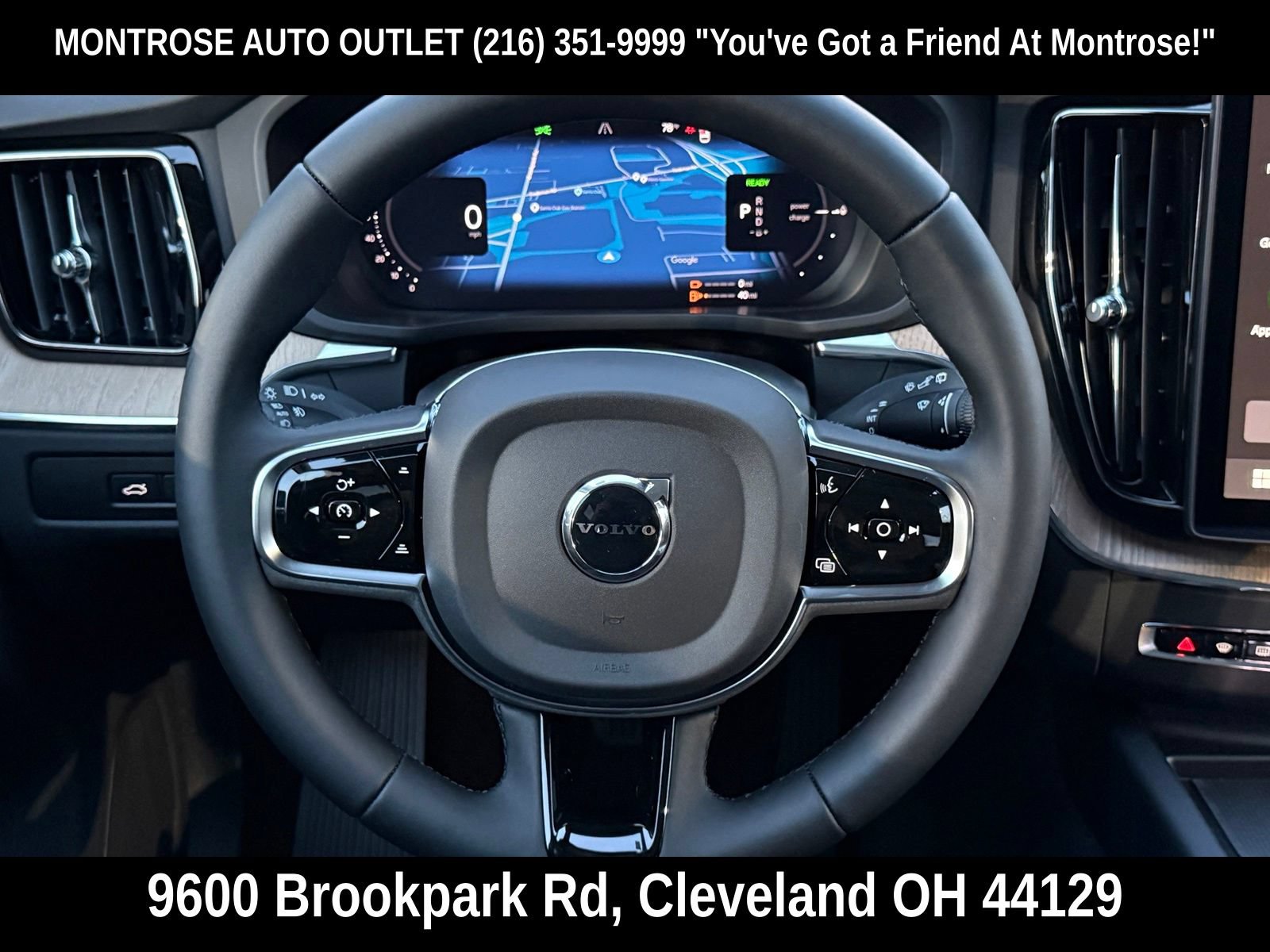 New 2026 Volvo XC60 T8 Plus w/ Climate Package PRO AWD/4WD image 32