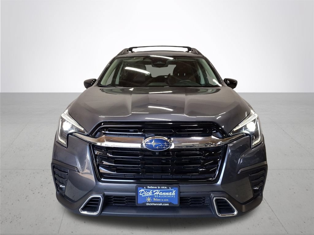 Used 2024 Subaru Ascent Touring AWD/4WD image 3
