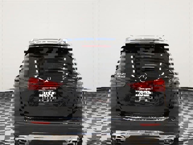 Used 2025 Mercedes-Benz GLA 250 4MATIC w/ Driver Assistance Package image 11