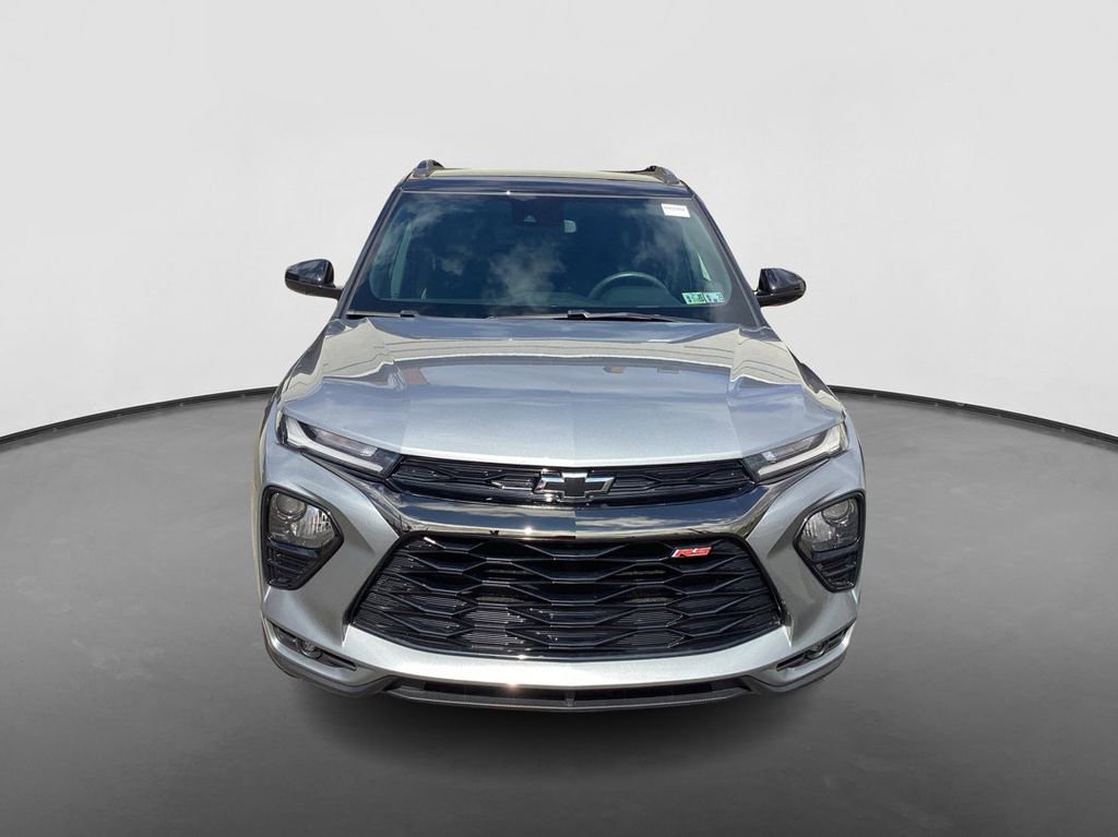 Used 2023 Chevrolet TrailBlazer RS image 2