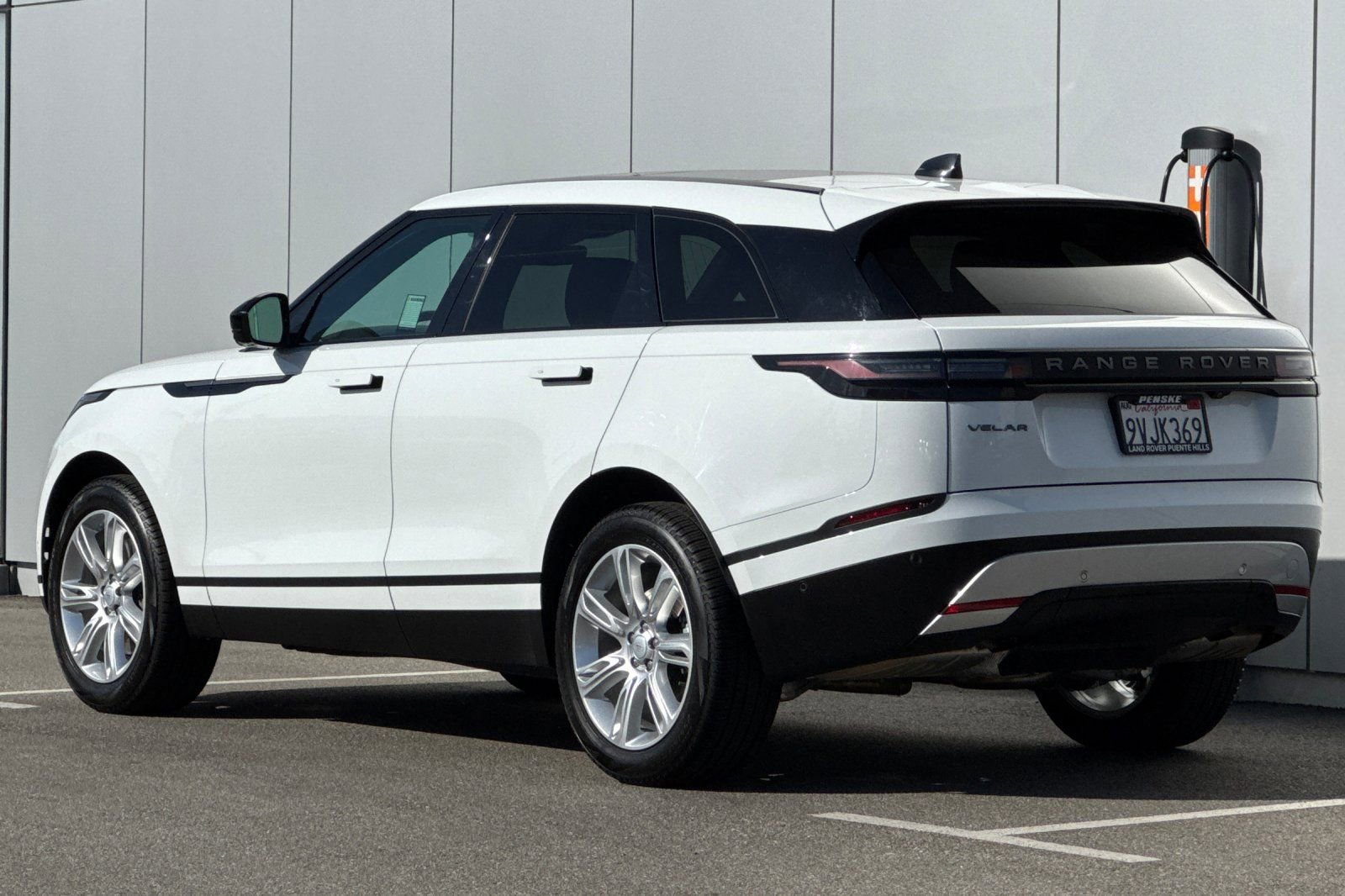 Used 2026 Land Rover Range Rover Velar S image 3