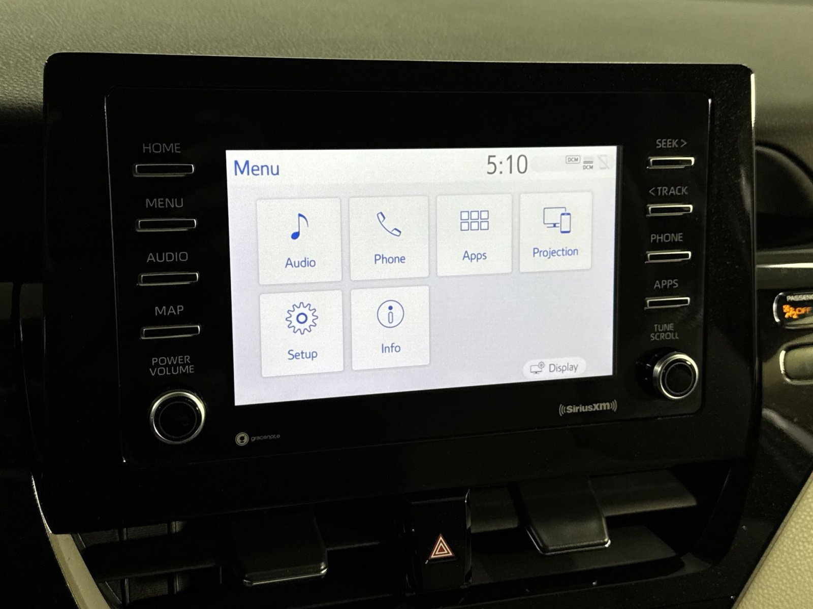 Used 2022 Toyota Camry SE image 21